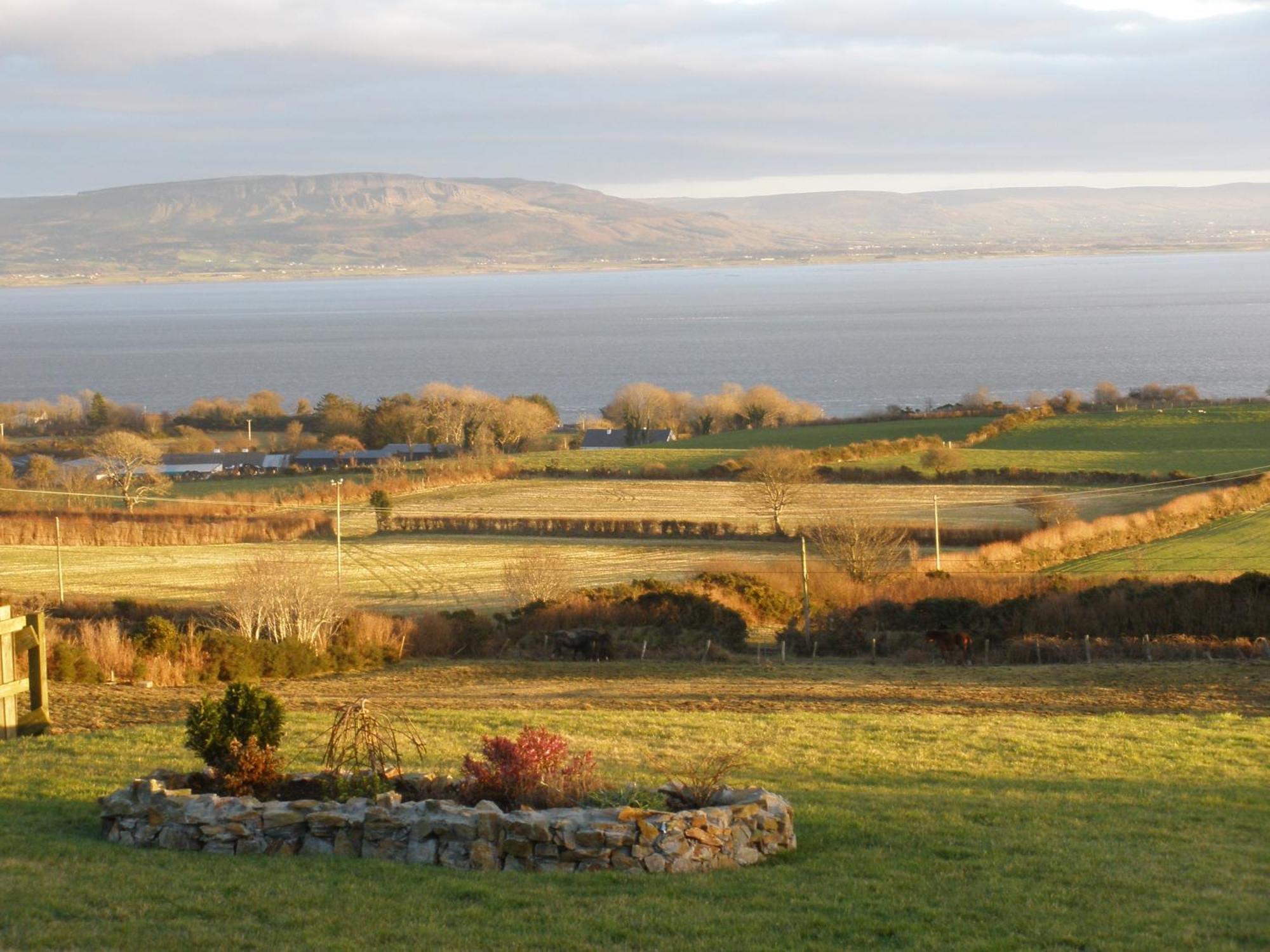 موفيل Inishowen Lodge B&B المظهر الخارجي الصورة